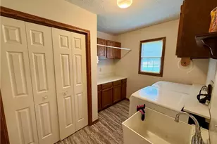 6385 Harbor Dr NW, Canton, OH 44718 - Photo 24