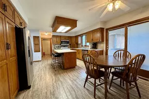 6385 Harbor Dr NW, Canton, OH 44718 - Photo 18