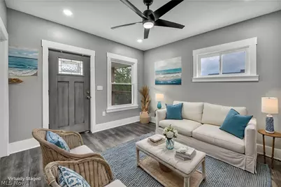 10905 Grandview Avenue, Loveland, OH 44104 - Photo 2