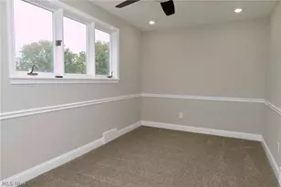 911 West Dr, Sheffield Lake, OH 44054 - Photo 18