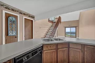 6035 Lake Road W, Ashtabula, OH 44004 - Photo 10