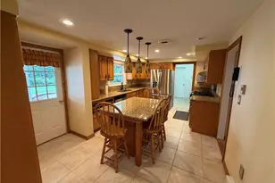 48769 Lakeview Cir, East Liverpool, OH 43920 - Photo 12