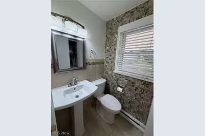 48769 Lakeview Circle, East Liverpool, OH 43920 - Photo 16