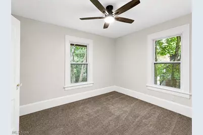 1007 Delia Avenue, Akron, OH 44320 - Photo 10