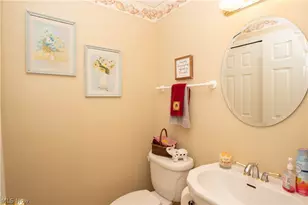 1643 Southpointe Cir NE, Canton, OH 44714 - Photo 24