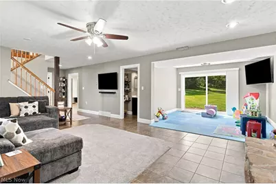 11089 Carriage Hill Drive, Chagrin Falls, OH 44023 - Photo 22