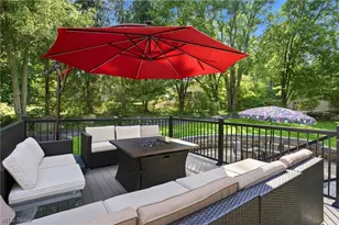 11089 Carriage Hill Dr, Chagrin Falls, OH 44023 - Photo 14