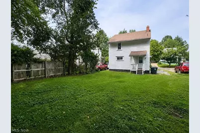 1318 Arnold Avenue, Akron, OH 44305 - Photo 4