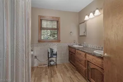 1700 Kenyon Avenue SW, Massillon, OH 44647 - Photo 26