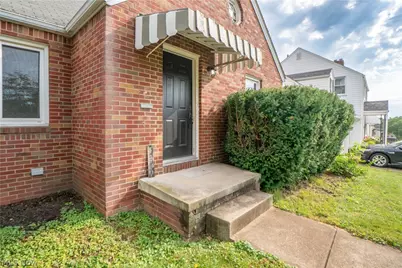 1209 Spangler Road NE, Canton, OH 44714 - Photo 2