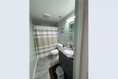 121 Bethesda Circle, Elyria, OH 44035 - Photo 14