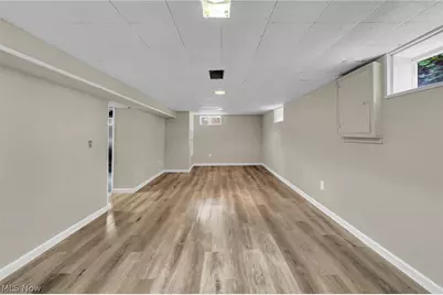 1068 Austin Avenue, Akron, OH 44306 - Photo 18