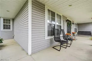 12530 Lineage Cir NW, Uniontown, OH 44685 - Photo 6