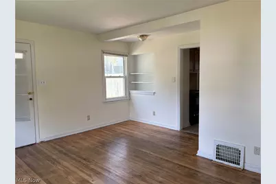 1711 Evergreen Avenue, Akron, OH 44301 - Photo 4