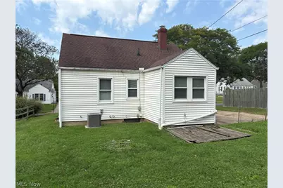 1711 Evergreen Avenue, Akron, OH 44301 - Photo 12