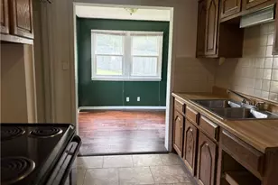 1711 Evergreen Ave, Akron, OH 44301 - Photo 6