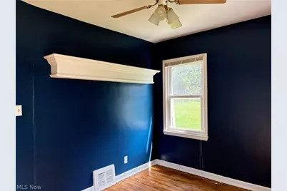 1711 Evergreen Avenue, Akron, OH 44301 - Photo 8