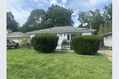 538 W Earle Avenue, Youngstown, OH 44511 - Photo 1