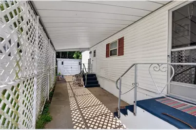 1219 Pasadena Boulevard NW, North Canton, OH 44720 - Photo 6