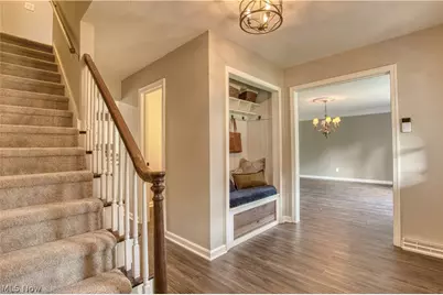 1461 Wimbledon Circle, Stow, OH 44224 - Photo 2