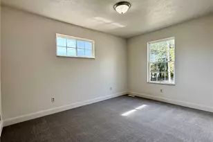 241 Reed Ave, Campbell, OH 44405 - Photo 16