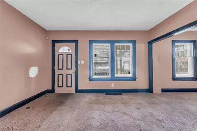 12504 Angelus Avenue, Loveland, OH 44105 - Photo 4