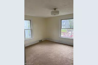 1411 Logan Avenue NW, Canton, OH 44703 - Photo 22