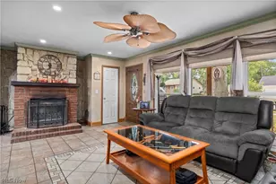 225 Forest St, LaGrange, OH 44050 - Photo 6