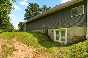928 Dunning Rd, New Franklin, OH 44614 - Photo 32