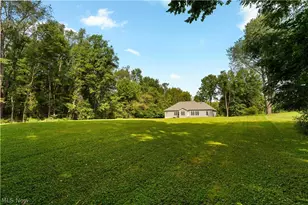 928 Dunning Rd, New Franklin, OH 44614 - Photo 36