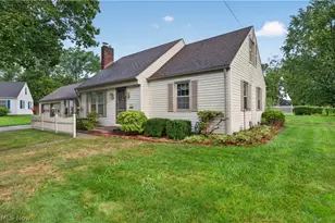 140 Shadyside Ct, Alliance, OH 44601 - Photo 2