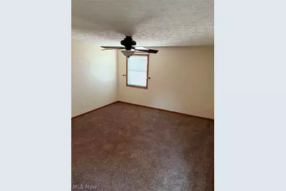 1608 Spring Village Lane, Ontario, OH 44906 - Photo 6