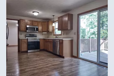 1608 Spring Village Lane, Ontario, OH 44906 - Photo 14