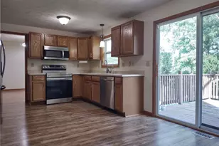 1608 Spring Village Ln, Ontario, OH 44906 - Photo 14