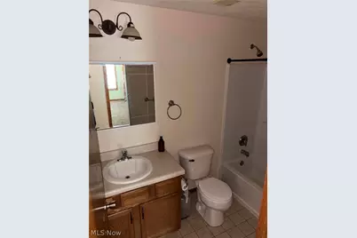 1608 Spring Village Lane, Ontario, OH 44906 - Photo 8