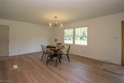 1232 Canyon Street NE, Uniontown, OH 44685 - Photo 6