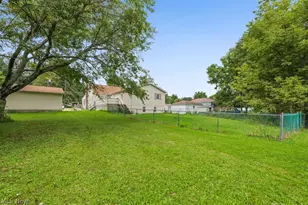1025 S 12th St, Sebring, OH 44672 - Photo 4