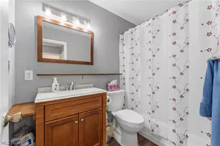 7185 Lakeshore Blvd, Mentor, OH 44060 - Photo 20