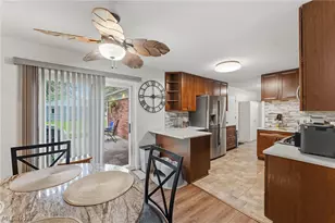 7185 Lakeshore Blvd, Mentor, OH 44060 - Photo 2