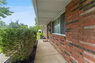 7185 Lakeshore Blvd, Mentor, OH 44060 - Photo 48