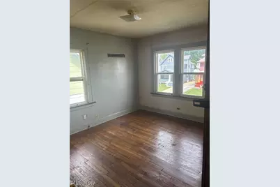 15406 Huntmere Avenue, Loveland, OH 44110 - Photo 14