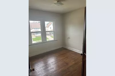 15406 Huntmere Avenue, Loveland, OH 44110 - Photo 12