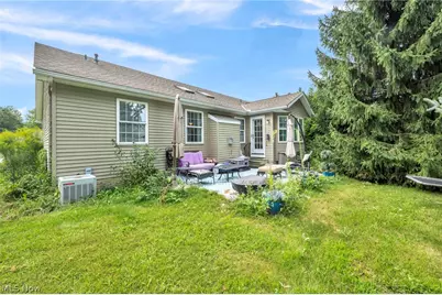 4136 Telegraph Lane, Vermilion, OH 44089 - Photo 4