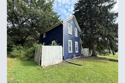 131 W Miller Avenue, Akron, OH 44301 - Photo 6