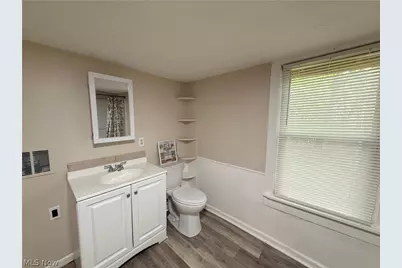 131 W Miller Avenue, Akron, OH 44301 - Photo 20