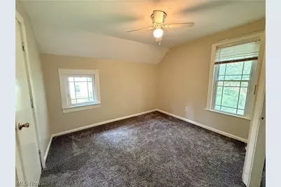 131 W Miller Avenue, Akron, OH 44301 - Photo 24