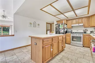 2420 Auberry Dr, Akron, OH 44312 - Photo 6