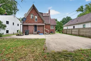 654 Moreley Ave, Akron, OH 44320 - Photo 22