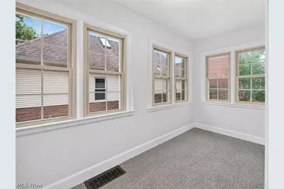 654 Moreley Avenue, Akron, OH 44320 - Photo 20