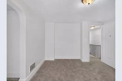 654 Moreley Avenue, Akron, OH 44320 - Photo 18